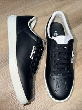 CHANEL Black & White Low-Top Leather Sneakers